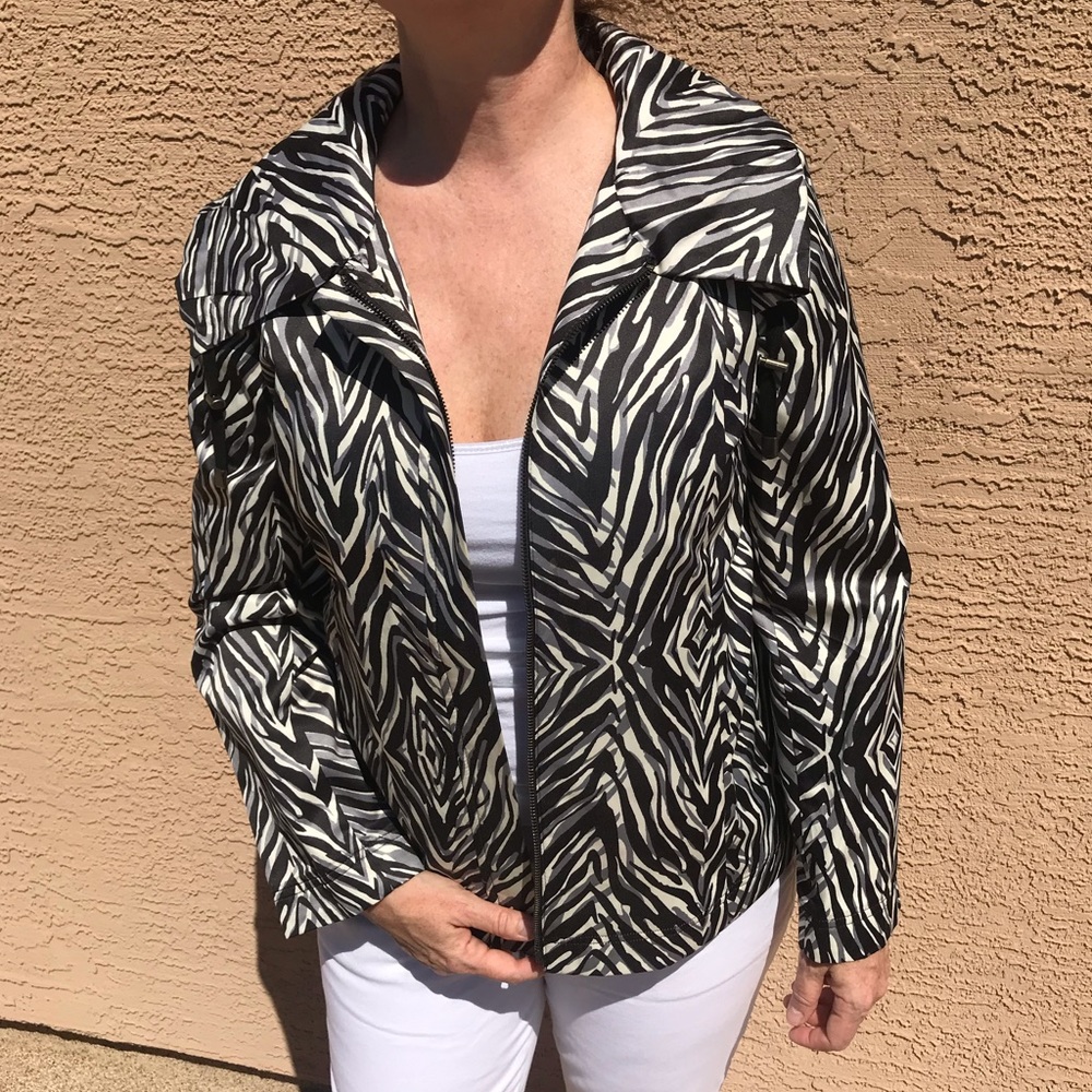 NWOT Zebra Print Lightweight Jacket